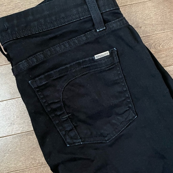 Fidelity Stevie Jeans in Manhattan Black - Picture 3 of 6